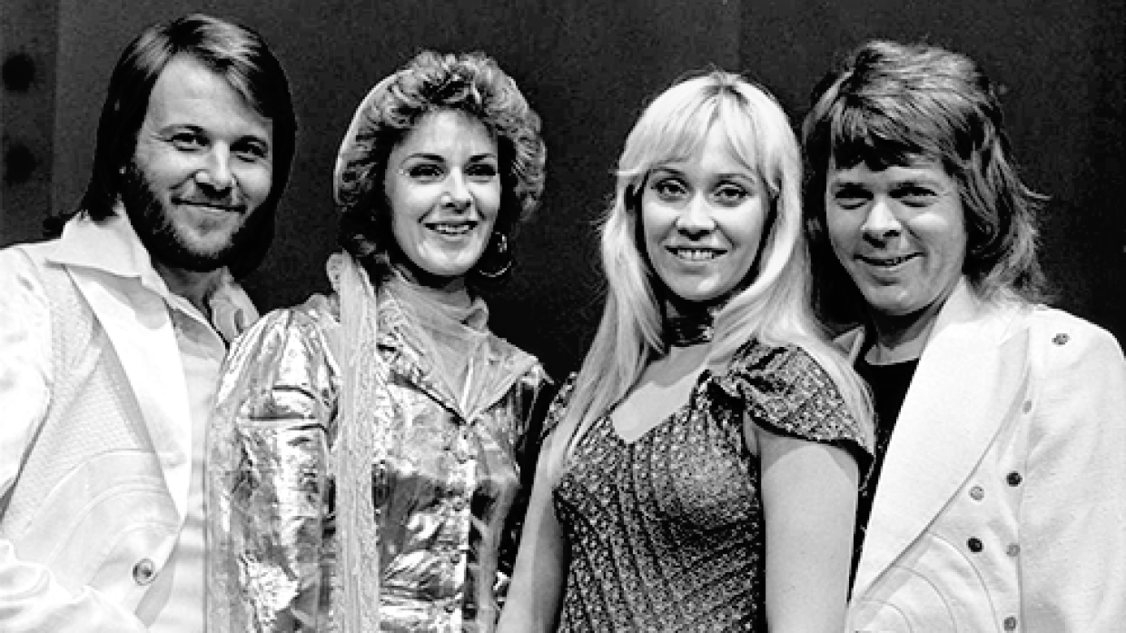 ABBA представила трек сорокалетней давности Общество