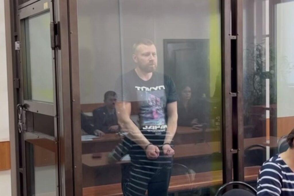 Уфимец, выбросивший трехлетнюю дочку из окна, арестован