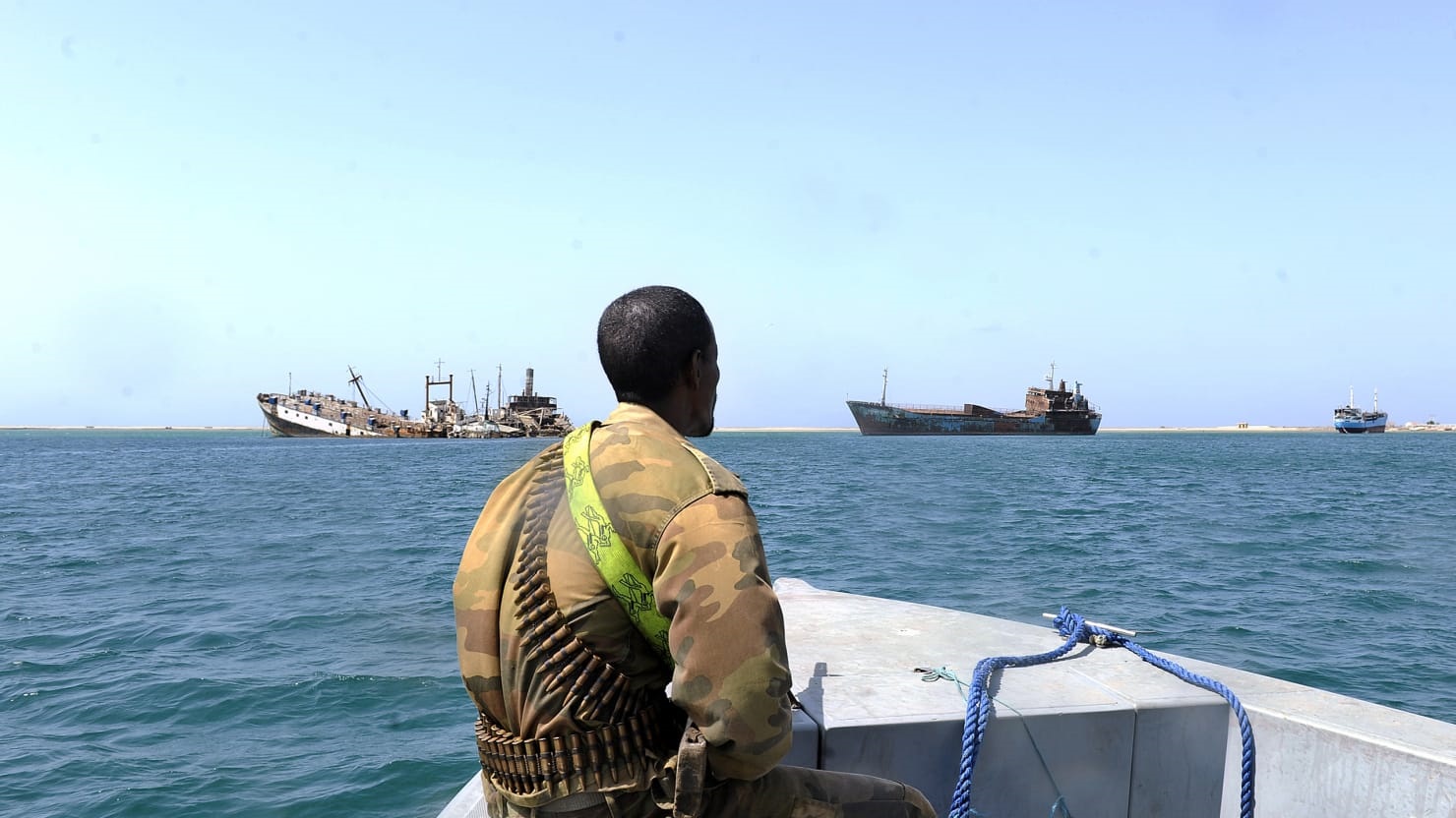 Застрахуй: как сомалийцы стали главными пиратами XXI века жизнь,курьезы,мир,планета