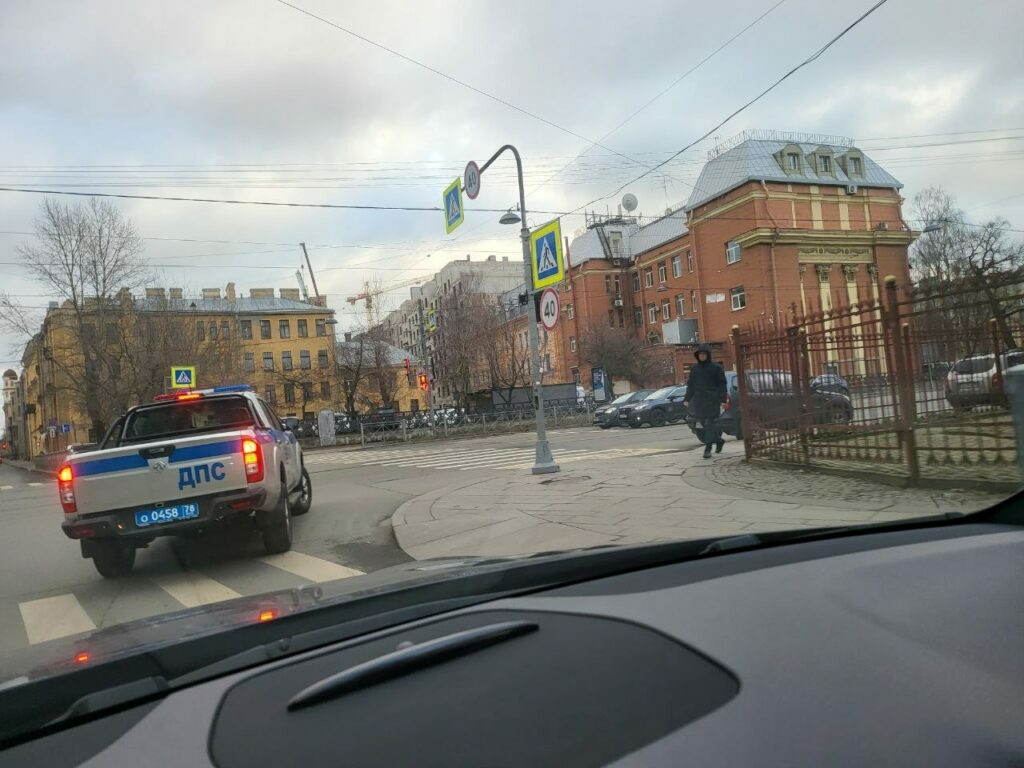 Гаи спб. Пикап ГИБДД. Корейский ДПС. Щипакин ГИБДД СПБ.