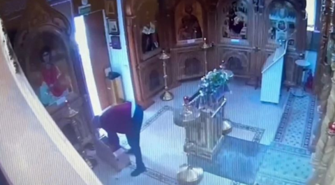 Пожилой вор-рецидивист в Краснодаре украл пожертвования из храма