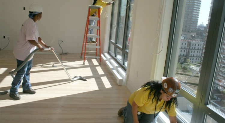 Как отмыть металлопластиковые окна после ремонта и не повредить их 