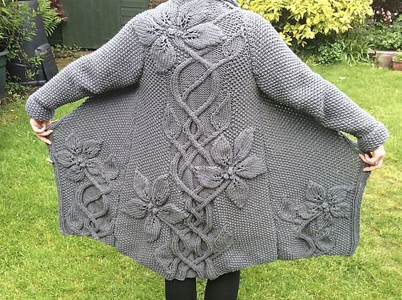 Очень понравилась идея для вязания. Кто вязал такую красоту поделитесь опытом и схемой. handmake