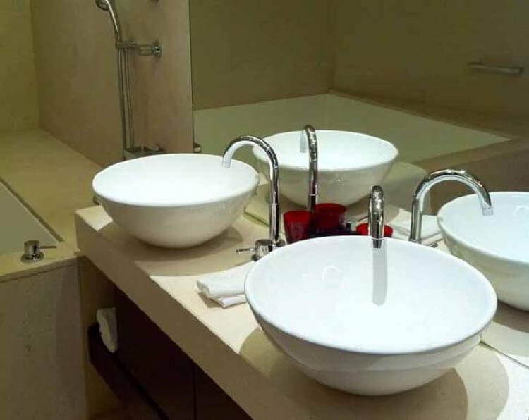 А вы знали, как поступают с остатками мыла в отелях?