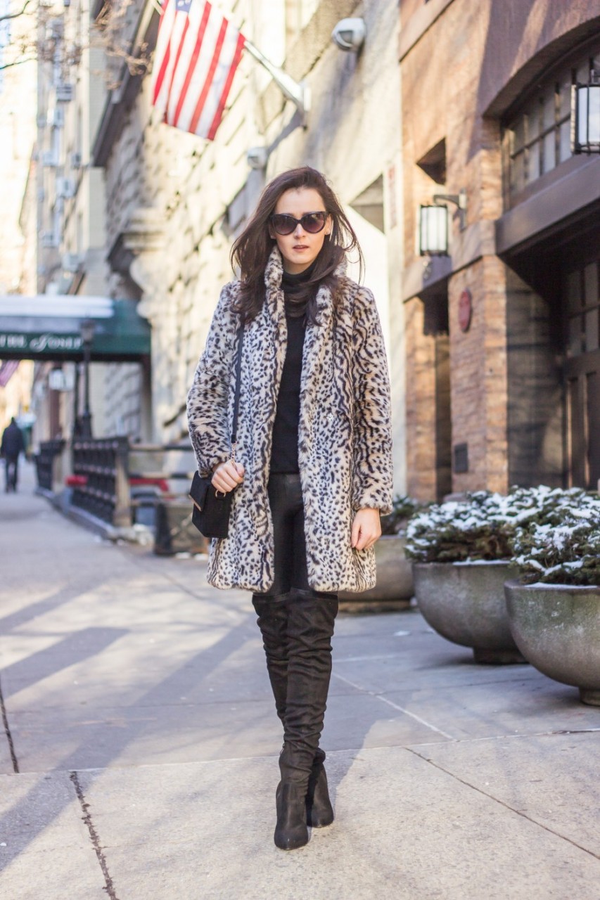 NYC Blogger: faux fur coat and over the knee boots 6