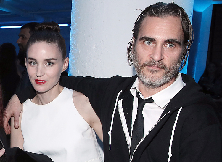 Руни Мара впервые заговорила о материнстве Звезды,Новости о звездах