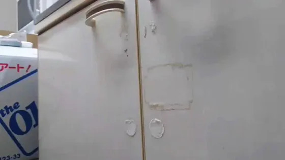 Удаляем клей от наклеек с любой поверхности