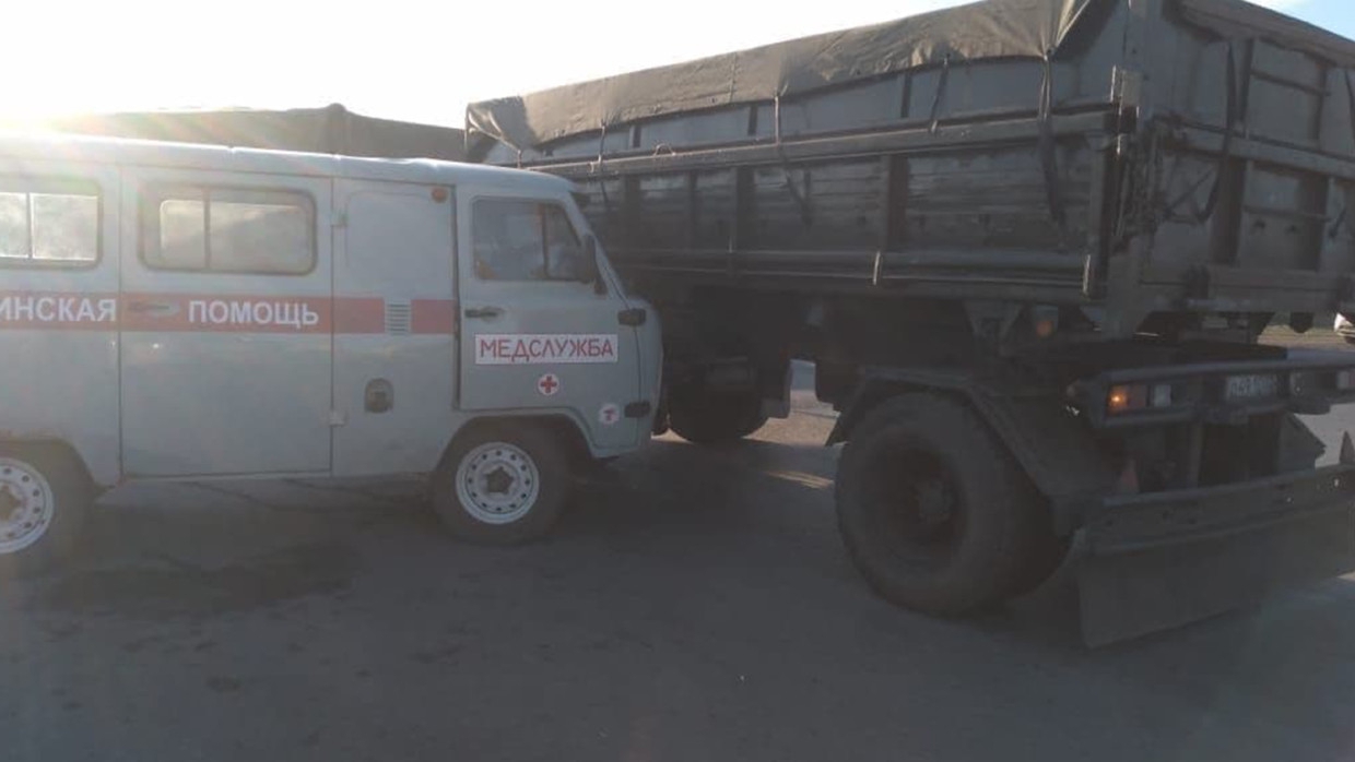 ФАН публикует фото с места столкновения скорой с грузовиком в Башкирии