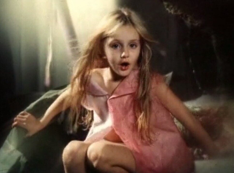 Как сложилась судьба юных актеров из «Необыкновенных приключений Карика и Вали» Как сложилась судьба юных актеров из «Необыкновенных приключений Карика и Вали»