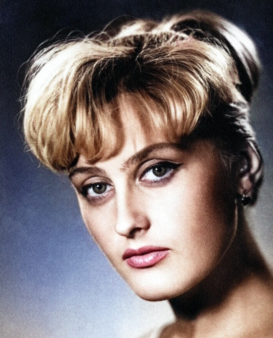 Жила затворницей и не пускала к мужу врачей: как сложилась судьба самой красивой Снежной королевы Натальи Климовой Климова, актриса, Владимир, после, февраля, Климовой, Наталья, жизнь, стала, Заманский, перенесла, мужем, карьеру, всего, Натальи, фотосоцсетиВ, болезнь, несколько, именно, звезда