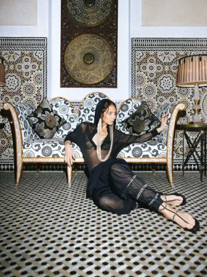 Жена главы Газпромбанка Андрея Акимова Даша Попова отдыхает с дочерью в Марокко Попова, Акимов, дочерьюДаша, также, данным, которая, Поповой, Андрея, Газпромбанка, слухам, своего, ПоповаДаша, вместе, соцсетях, спокойно, передвигаться, Европе, может, Например, недавно