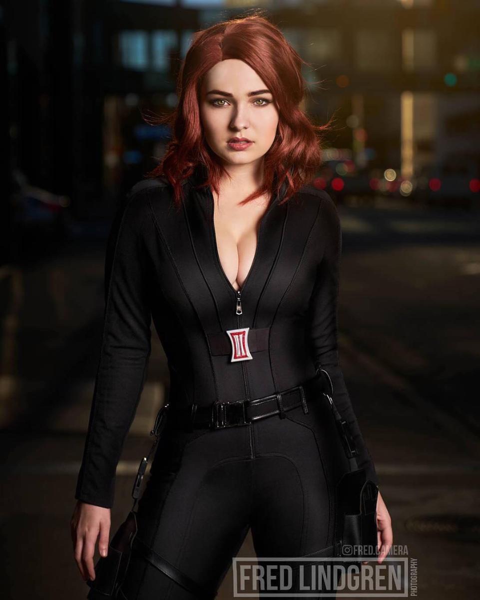 Безупречная Чёрная Вдова в исполнении OMGcosplay Безупречная Чёрная Вдова в исполнении OMGcosplay Игры,косплей