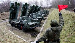 Продажа новых С-400 «Триумф» Индии: «И хочется, и колется, и Киев не велит»