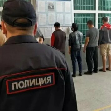 3 тысячи иностранных специалистов оказались в полиции в Санкт-Петербурге в новогоднюю ночь в профилактических целях, в результате проверки выяснилось, что более 600 из них находятся на территории...- 2