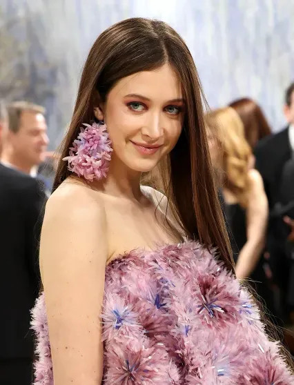 Met Gala — 2026: Николь Кидман с дочерью, Лорен Санчес, Анна Винтур, Кара Делевинь на красной дорожке Кидман, Images, Лорен, Николь, ЧемберлейнКара, СанчесЛорен, СанчесНиколь, СанчесАнна, ВинтурАнна, ВинтурЭмма, Метрополитенмузее, ДелевиньЭшли, КидманСандей, ГрэмФото, Julian, HamiltonGetty, CoppolaGetty, Dimitrios, KambourisGetty, КидманЛорен