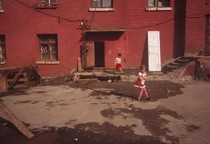 Лихие девяностые в фотографиях Lise Sarfati Лихие девяностые