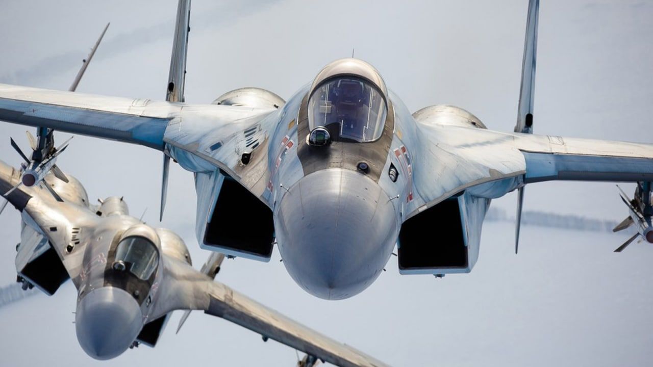 Рособоронэкспорт: истребитель Су-35 может выполнять функции «летающего радара» Армия