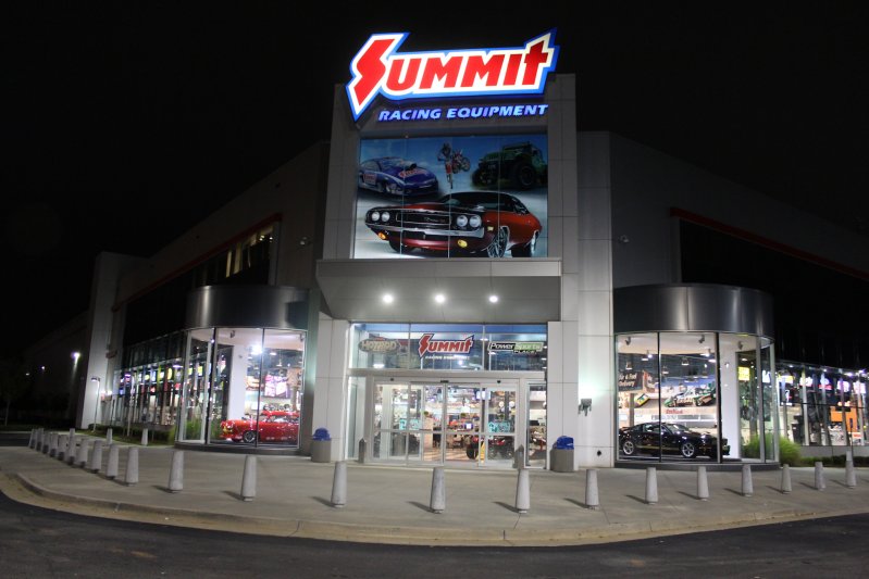 Summit Racing Super Store в МакДонахью, Джорджия Summit Racing Super Store в МакДонахью, Джорджия авто, автозапчасти, автотюнинг, запчасти, магазин, тюнинг
