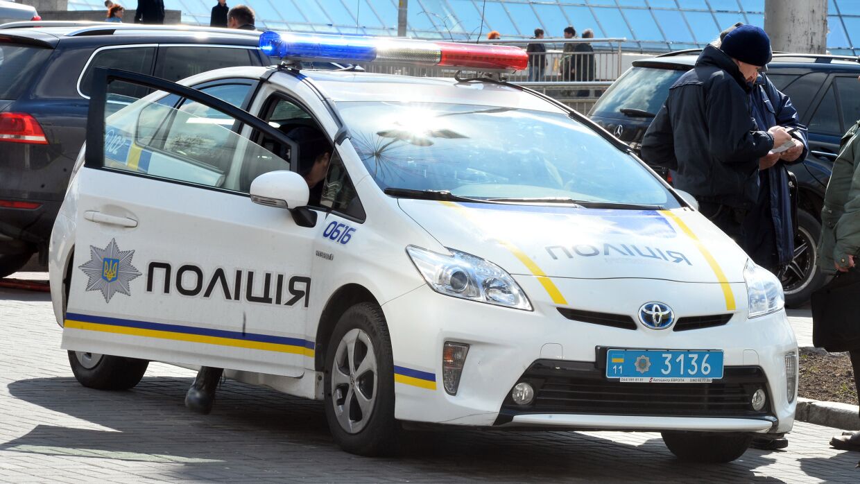 На Украине ликвидировали мужчину, захватившего в заложники полицейского в Полтаве