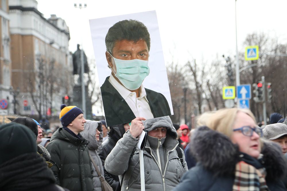 Как либералы из смерти Немцова сделали политический инструмент
