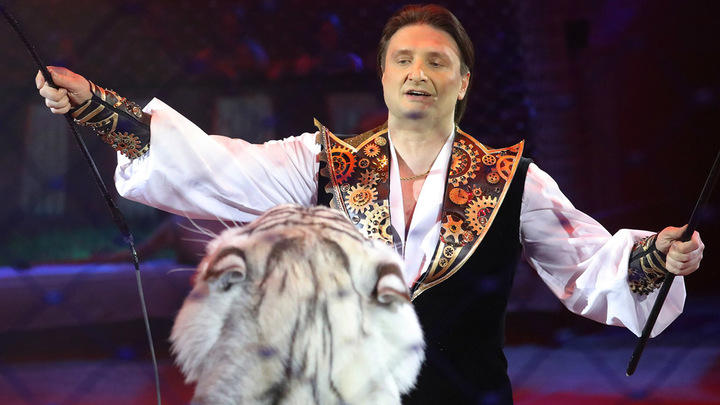 ХОТЕЛИ ДРАКИ С МЕДВЕДЕМ? ПОЛУЧИТЕ: ЭДГАРД ЗАПАШНЫЙ НЕ СТАЛ ЗАИГРЫВАТЬ С ЗАПАДОМ