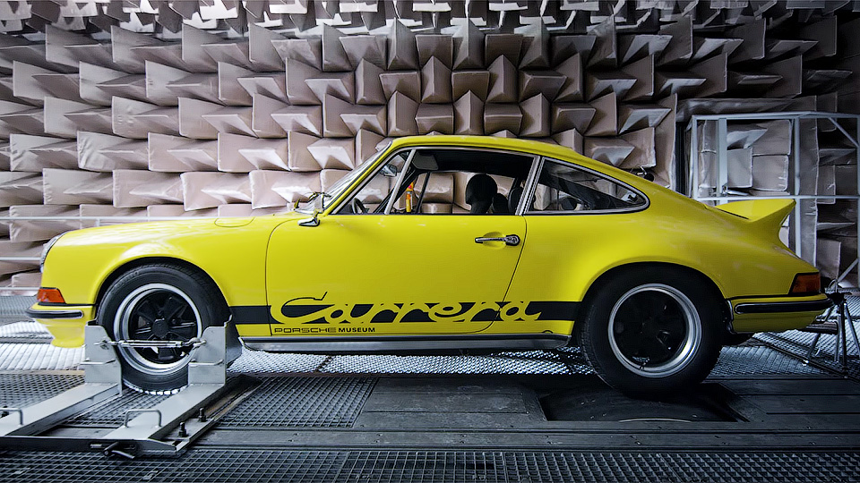 Компания Porsche выбрала пять самых «звучащих» спорткаров