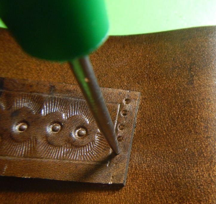 Маленькая кожаная сумочка на пояс кожаная сумочка