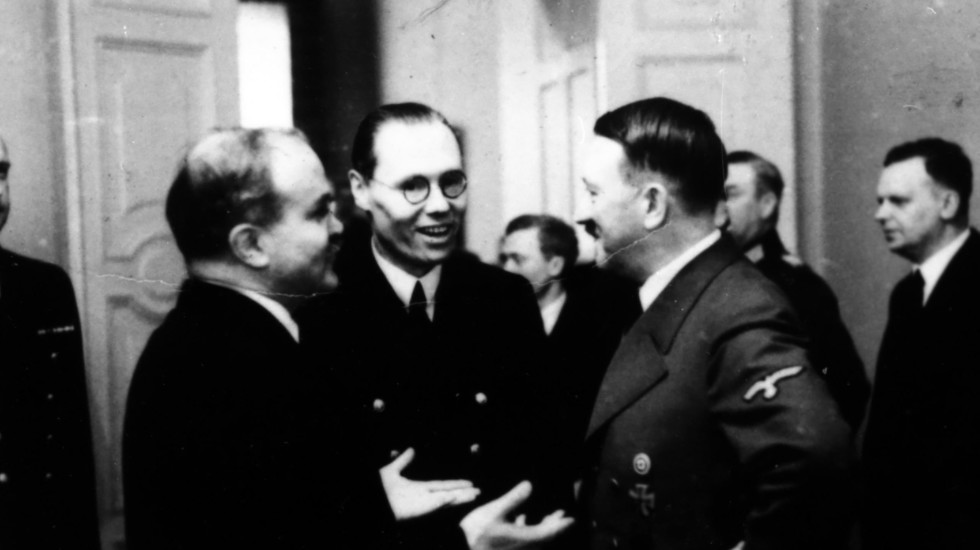 Переговоры гитлера. Молотов в Берлине 1940. Пакт Риббентропа - Молотова встреча Сталина и Гитлера.
