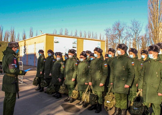 Свыше 150 призывников из ЗВО отправиться служить в научные роты Минобороны России