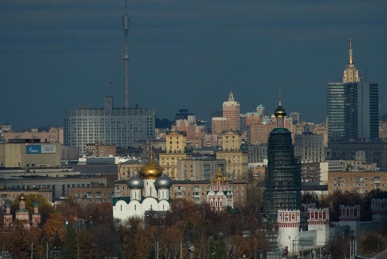 Вид на центр города со смотровой площадки на Воробьевых горах. Фото: © РИА Новости/Максим Блинов