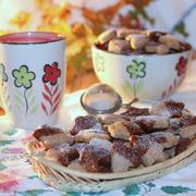 Печенье из гречневой муки с творогом и шоколадом