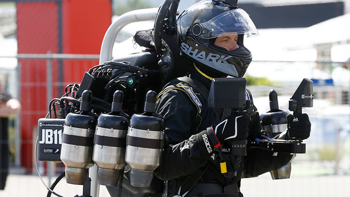 ЛЕТУЧИЙ ГОЛЛАНДЕЦ. СПЕЦНАЗ ИСПЫТАЛ УСТРОЙСТВО, СПОСОБНОЕ ПОМОЧЬ ПЕТРОВУ И БОШИРОВУ