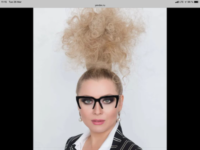 Вчера встречался с Леной Лениной... теперь ношу с собой термос Лена Ленина