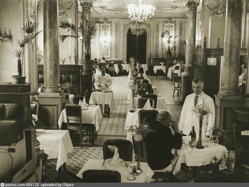 Зал ресторана "Савой", 1936-1938.