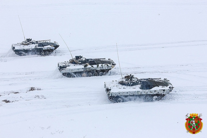Белорусская военщина и новый зимний камуфляж