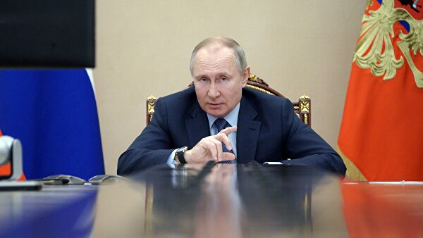 Количество факторов неопределенности в мире не снижается, считает Путин