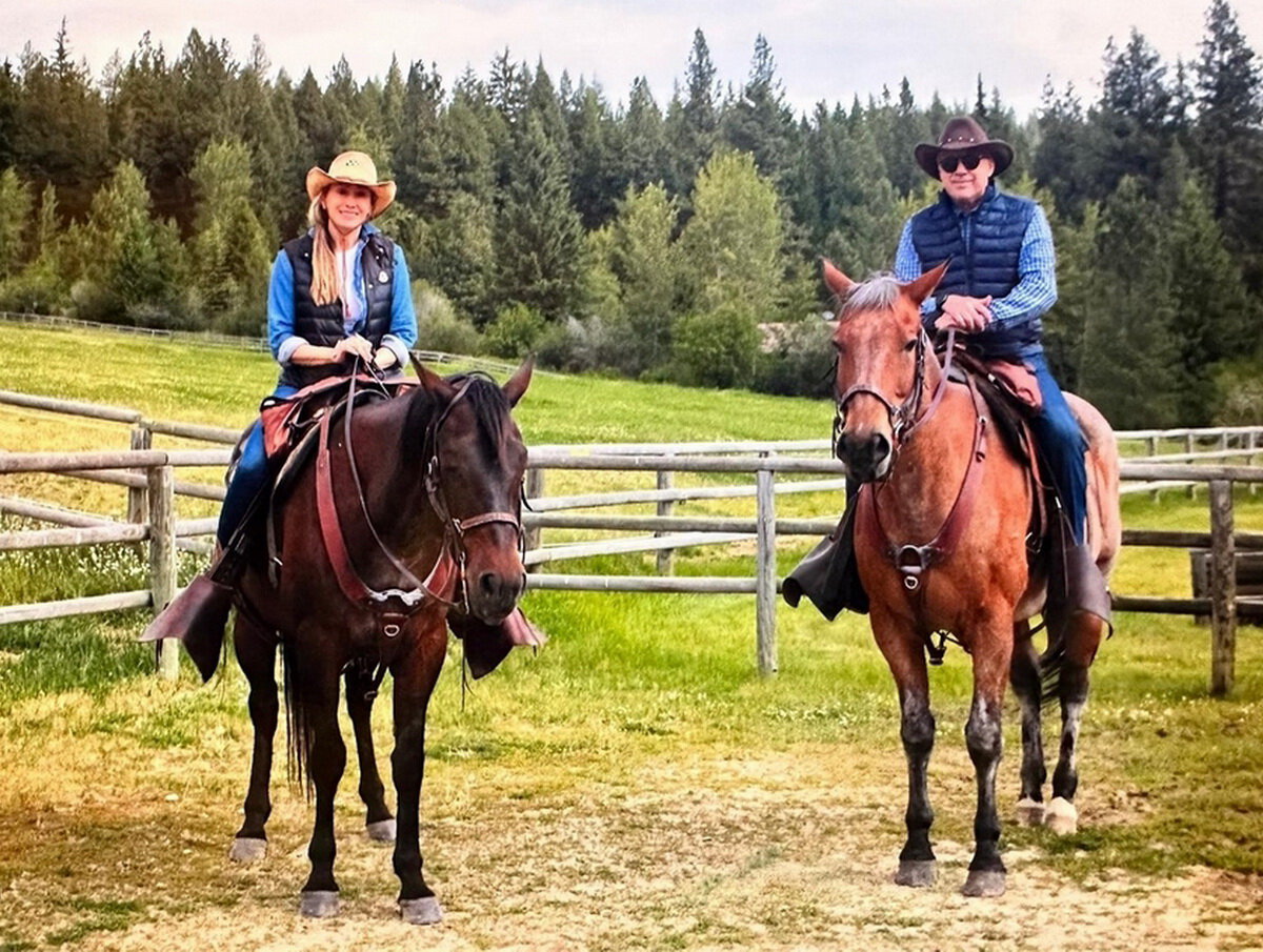 Анчелотти сделал фото верхом на лошади на ранчо в Монтане