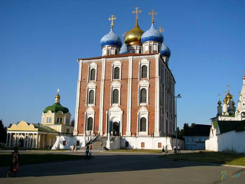 Дивные храмы России