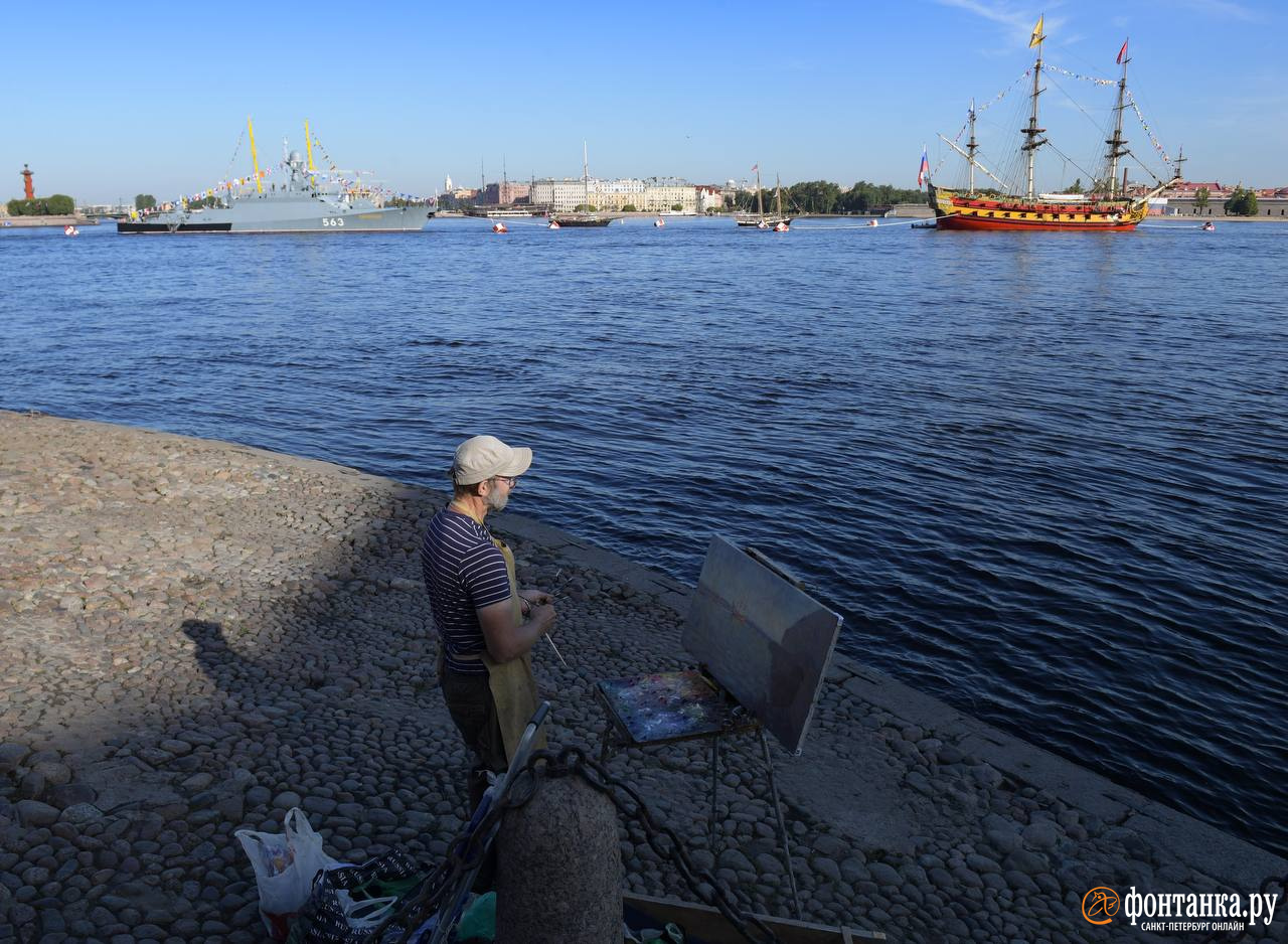 Петербург готовится к генеральной репетиции военно-морского парада. Показываем ключевые обзорные точки и перекрытия