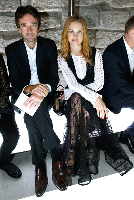 Наталья Водянова, Антуан Арно, Кейт Бланшетт и другие гости показа Louis Vuitton в Париже