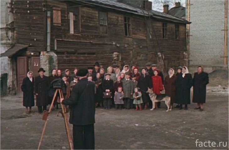 Советские люди на фотографиях 50-х годов НОСТАЛЬГИЯ,СОВЕТСКИЙ ПЕРИОД,СОВЕТСКИЙ СОЮЗ,СОЦИАЛИЗМ,СССР,ХРУЩЕВ