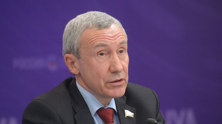 Сенатор Климов предложил ужесточить ответственность за пропаганду войны