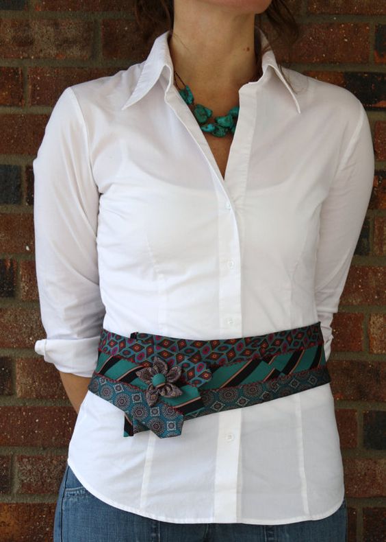 Vintage necktie belt: 