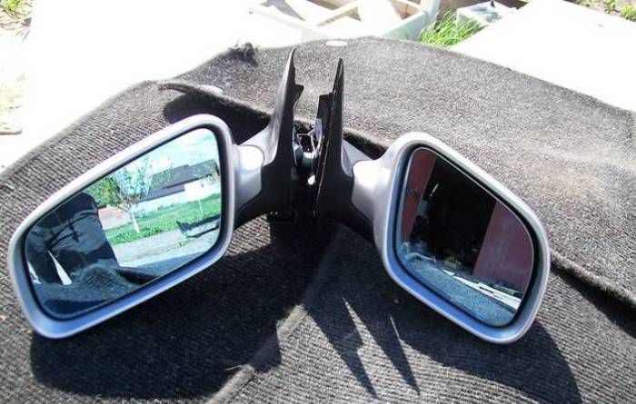 Комплект зеркал на немецкий седан бизнес-класса Audi А6. | Фото: ria.com.