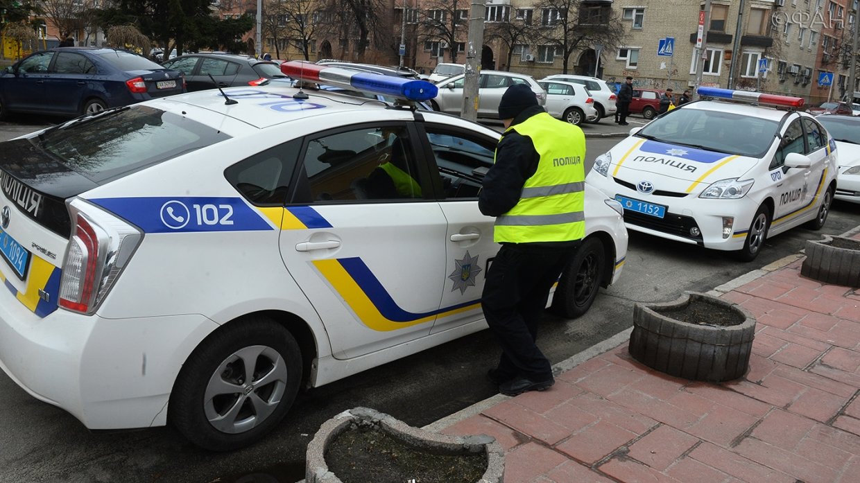 Гражданским лицам на Украине запретят носить камуфляж и полицейскую символику