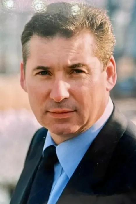 Как выглядит девушка Сергея Бурунова, из-за которой актер похудел на 14 кг Сергей, Екатерина, актер, Павла, девушке, очень, появился, объяснил, Бурунов, после, только, компания, одном, абьюзивные, Екатерины, почти, Москву, встречается, переехала, братом