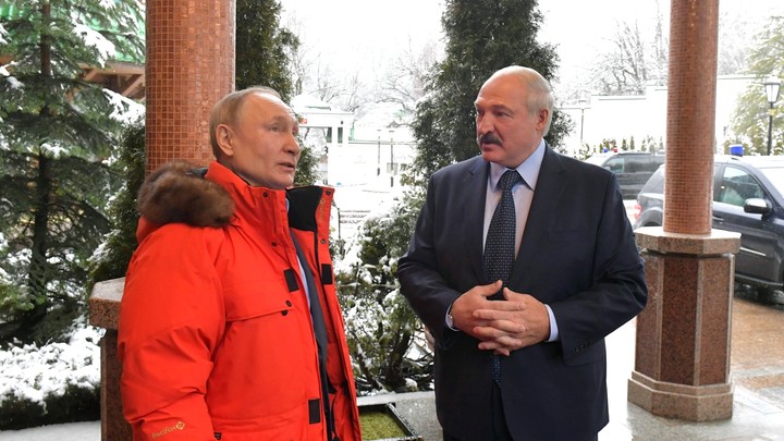 Путин доволен, Лукашенко - нет. Фото, в котором прекрасно всё, собрало сотни лайков