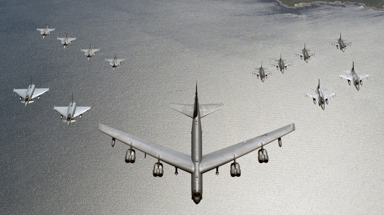 Генерал ВВС США Вильсбах: Пентагон готовится к переброске боевой авиации в Австралию