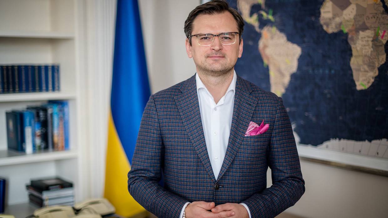 Глава МИД Украины Кулеба заявил о готовности к конструктивному диалогу с Россией Политика