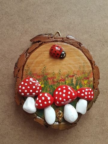 Фантазии из камешков. Оригинально получилось!